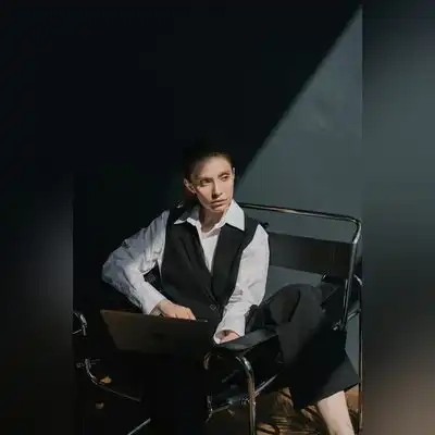 康柳