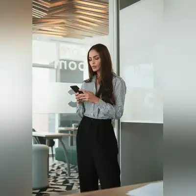 罗航